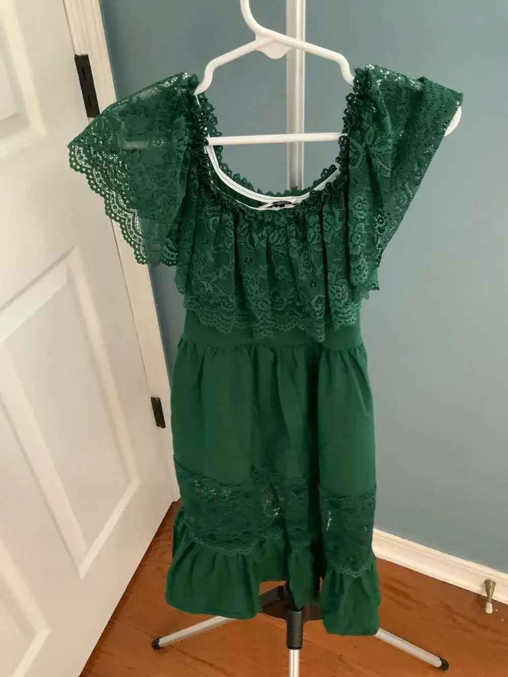 Lilys Blossoms dark green